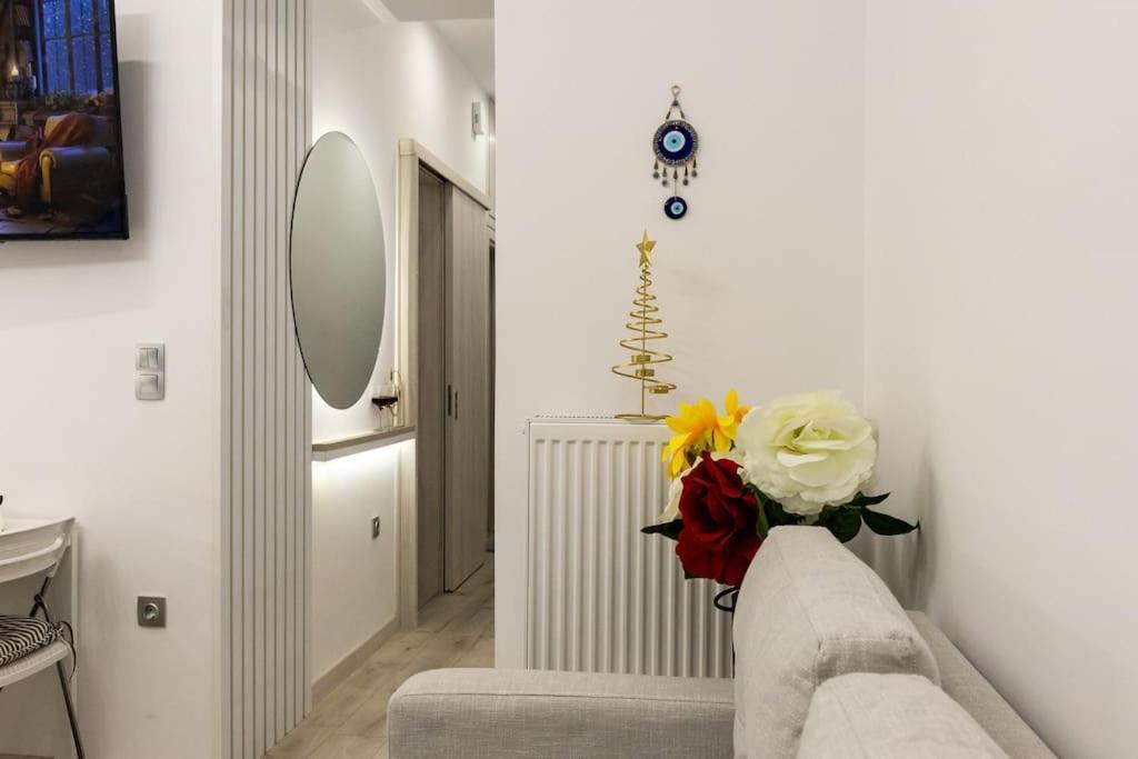 The Golden 1 Apartment *