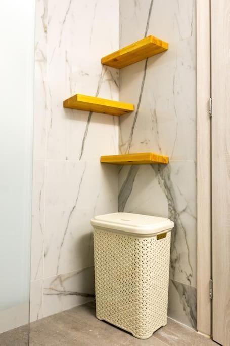 The Golden 1 Apartment *